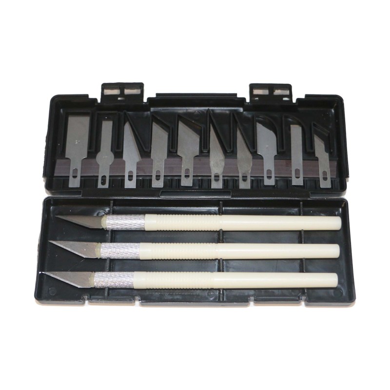 PACK DE 3 SCALPELS ET 10 LAMES